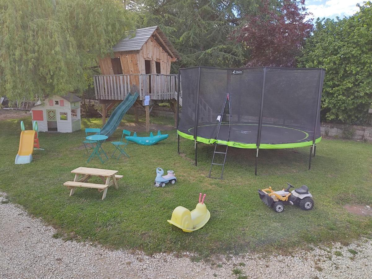 Les Mariniers Chambres D'Hotes -Guest House - Bain Nordique En Option Mareuil-sur-Cher Esterno foto
