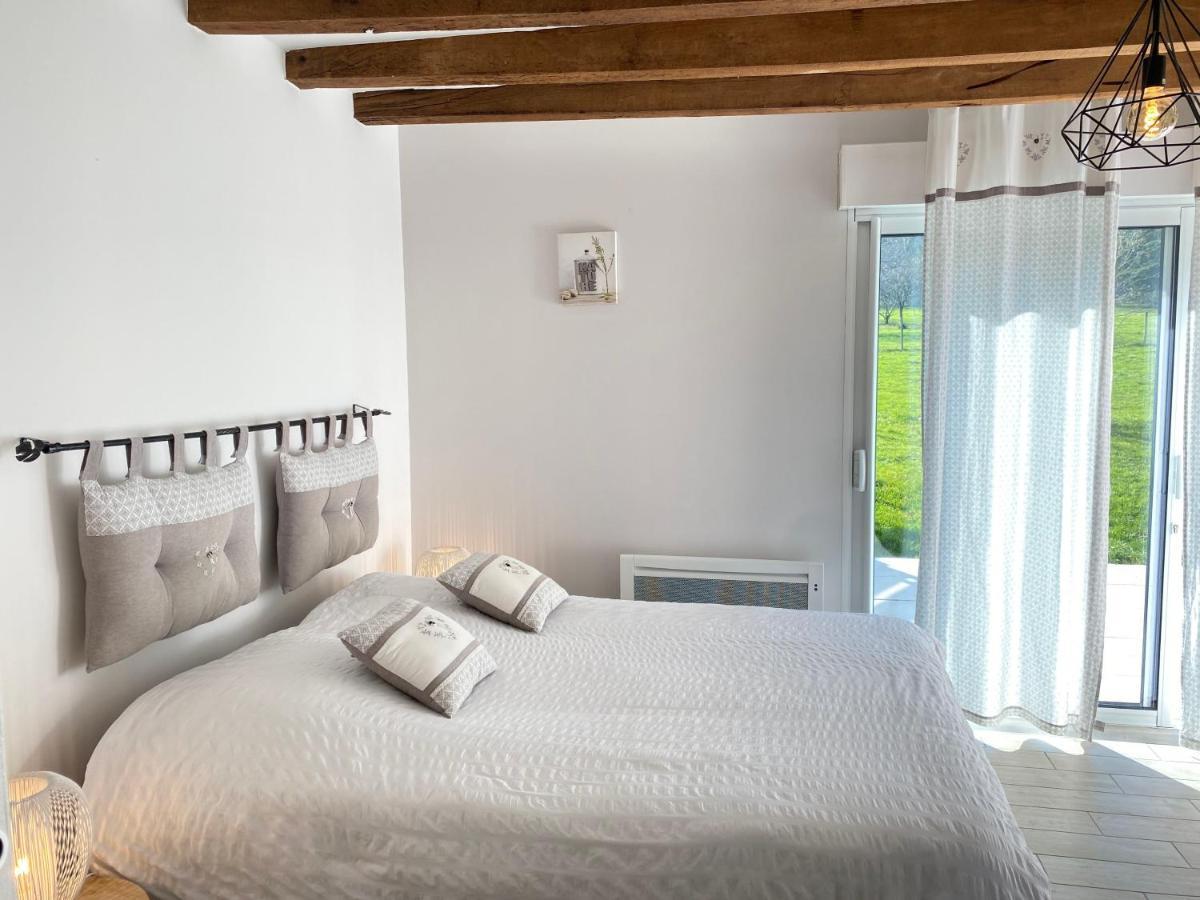 Les Mariniers Chambres D'Hotes -Guest House - Bain Nordique En Option Mareuil-sur-Cher Esterno foto