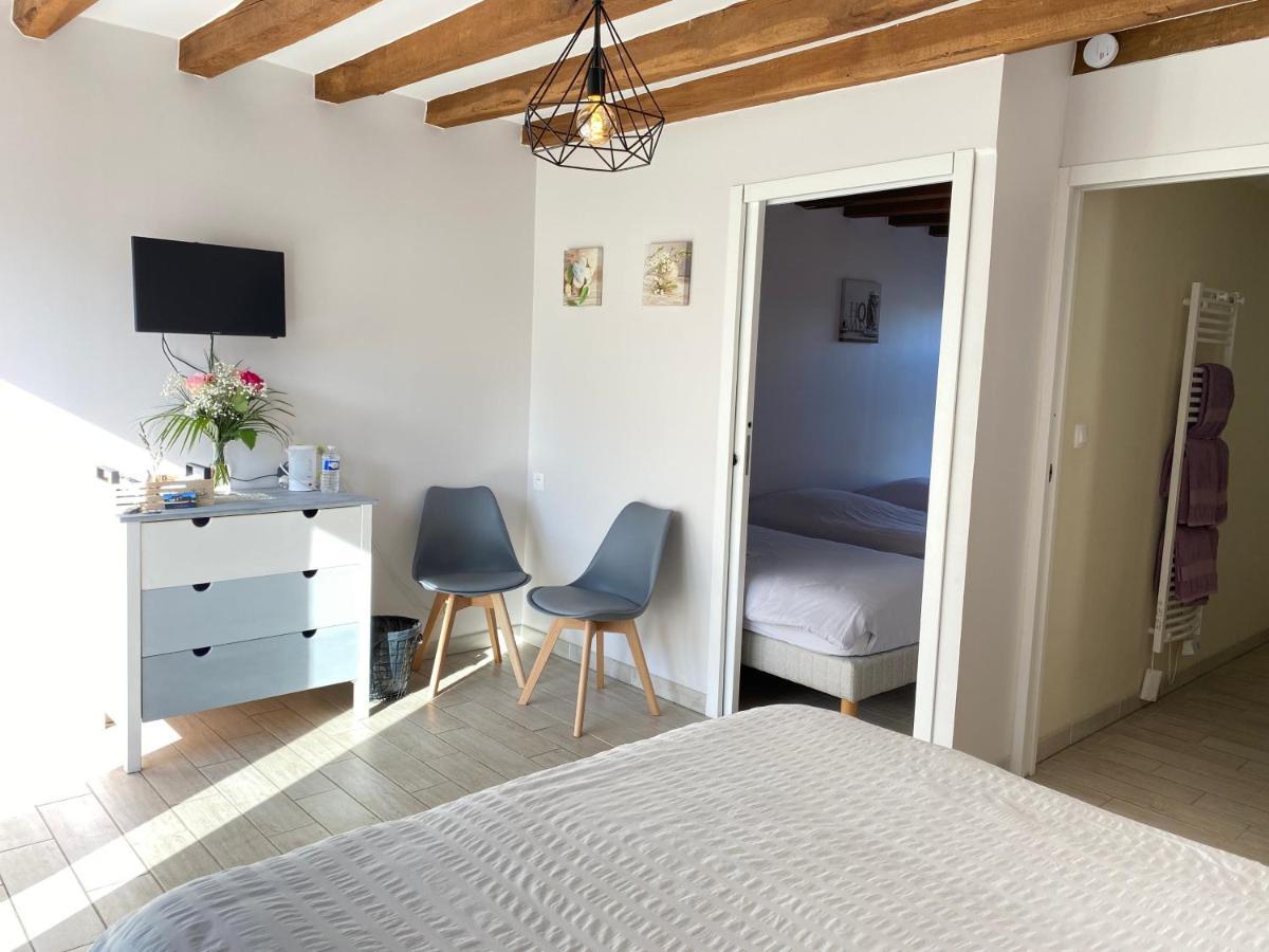 Les Mariniers Chambres D'Hotes -Guest House - Bain Nordique En Option Mareuil-sur-Cher Esterno foto