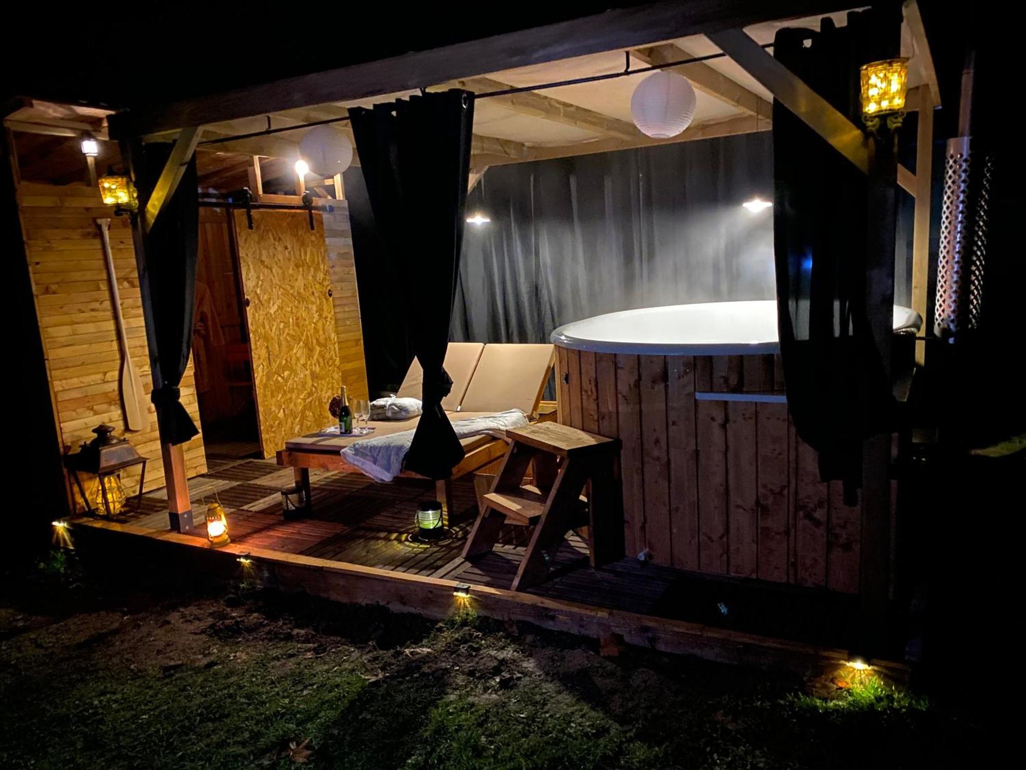 Les Mariniers Chambres D'Hotes -Guest House - Bain Nordique En Option Mareuil-sur-Cher Esterno foto