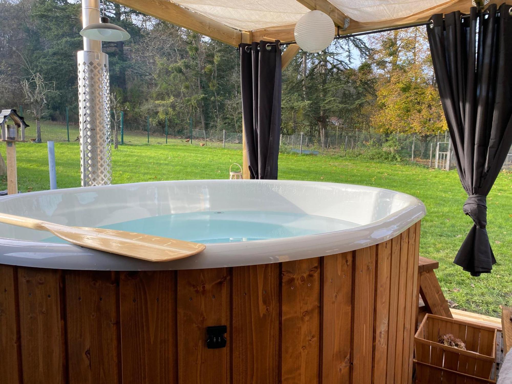 Les Mariniers Chambres D'Hotes -Guest House - Bain Nordique En Option Mareuil-sur-Cher Esterno foto